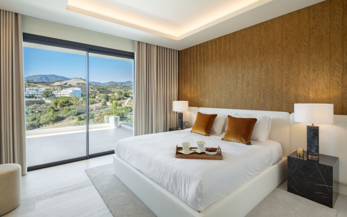 Вілла 496 кв.м з терасою в The Resina, Естепона