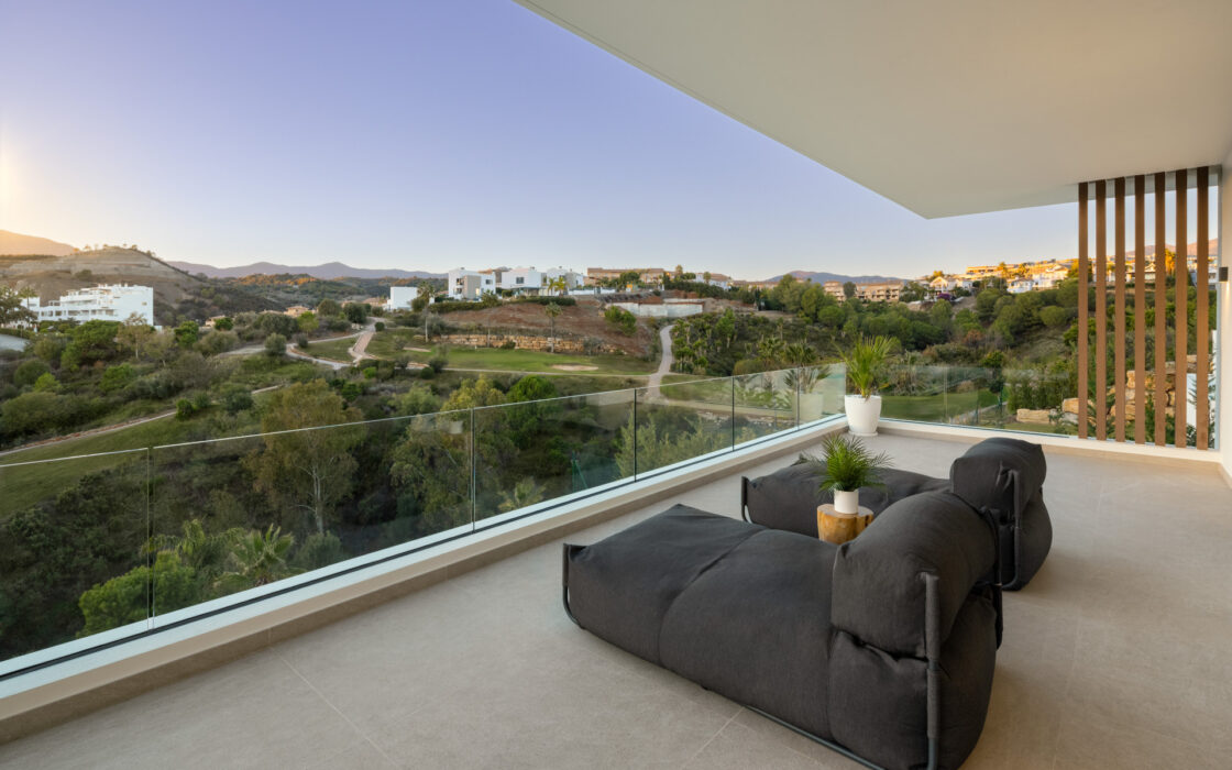 Вілла 496 кв.м з терасою в The Resina, Естепона