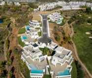 Вілла 496 кв.м з терасою в The Resina, Естепона