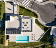 Вілла 496 кв.м з терасою в The Resina, Естепона