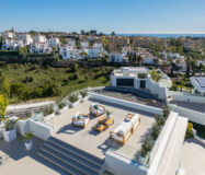 Вілла 496 кв.м з терасою в The Resina, Естепона