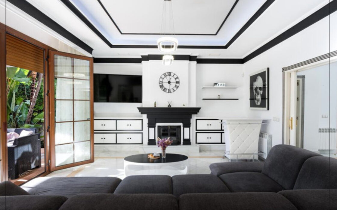 Вилла в Марбелье с террасой 300 кв.м за 1 825 000 €