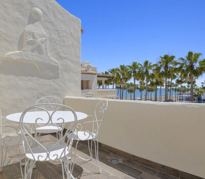 Апартаменты в Бенальмадене Коста с террасой 86 кв.м