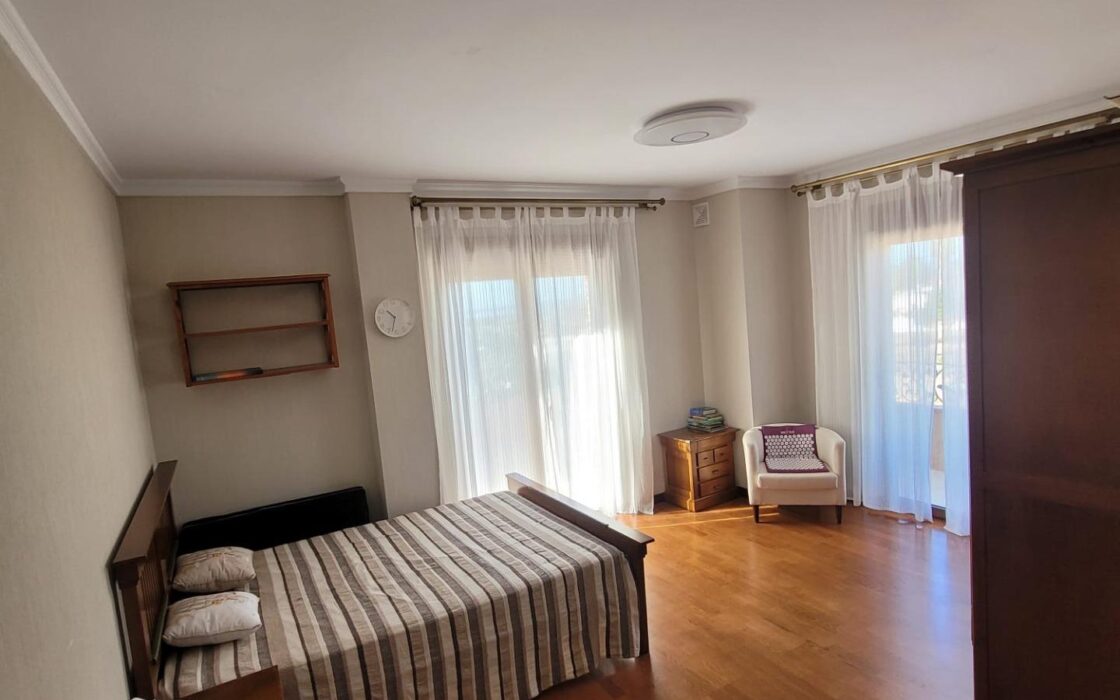 Вілла в Сьюдад-Кесаді 370 кв.м з панорамним видом