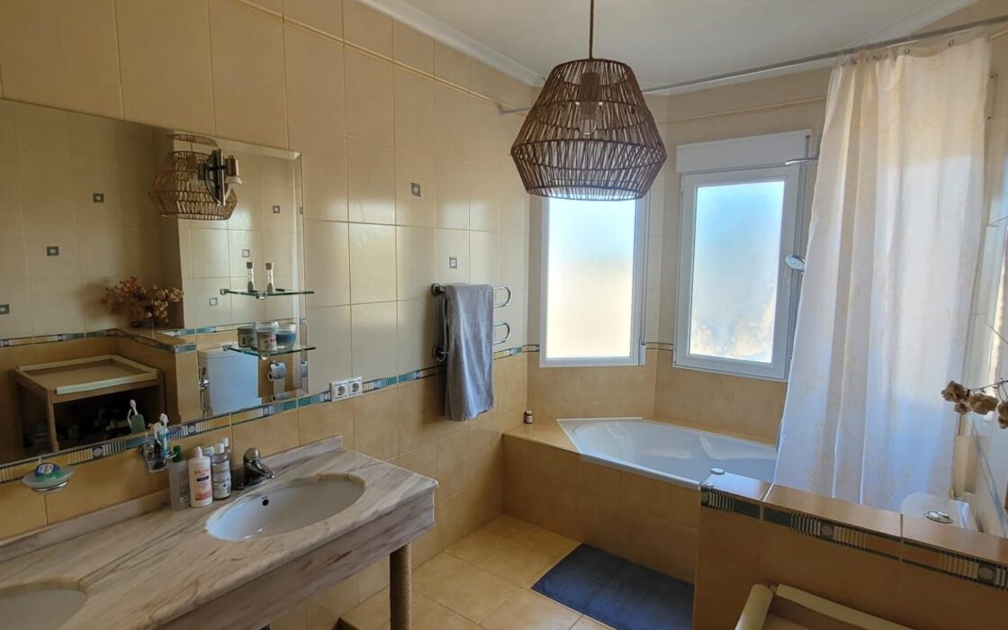 Вілла в Сьюдад-Кесаді 370 кв.м з панорамним видом