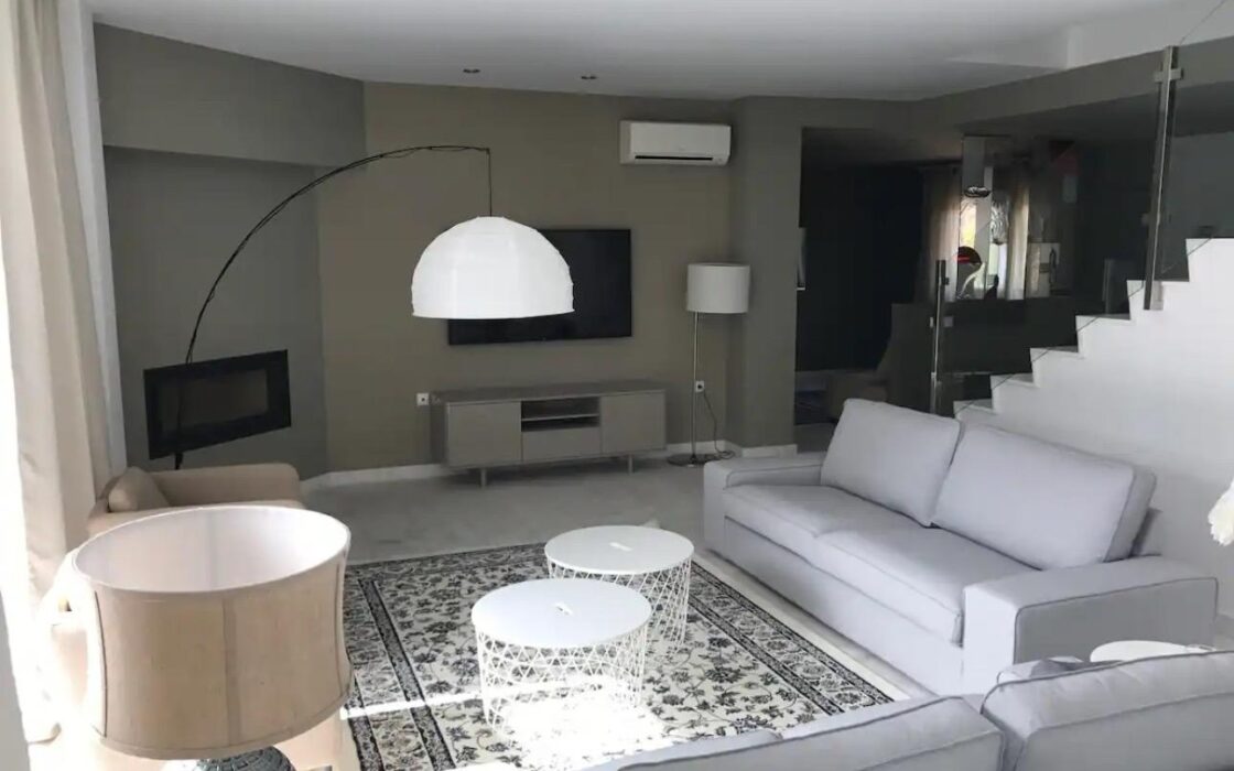 Розкішна вілла в Альбирі з терасою біля моря 548 кв.м