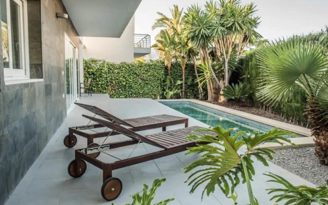 Розкішна вілла в Альбирі з терасою біля моря 548 кв.м