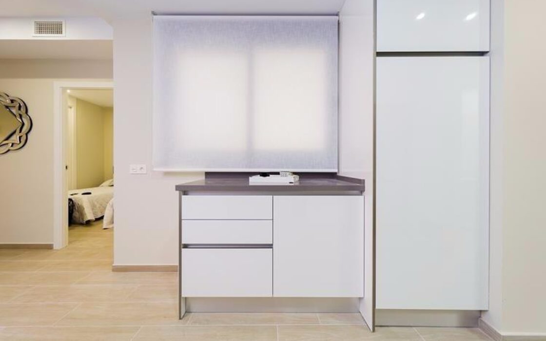 Апартаменты с террасой в Торревьехе 90 кв.м у моря