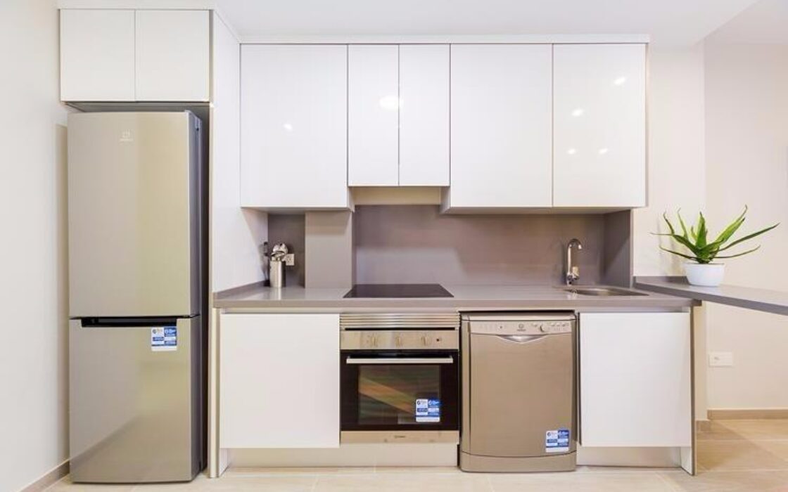 Апартаменты с террасой в Торревьехе 90 кв.м у моря