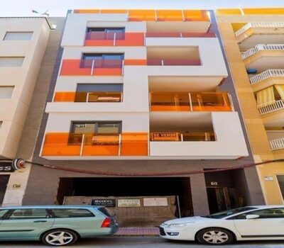 Апартаменти з терасою в Торрев’єсі 90 кв.м біля моря