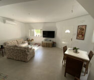 Угловой дом в Старом городе Марбельи с террасой 120 кв.м