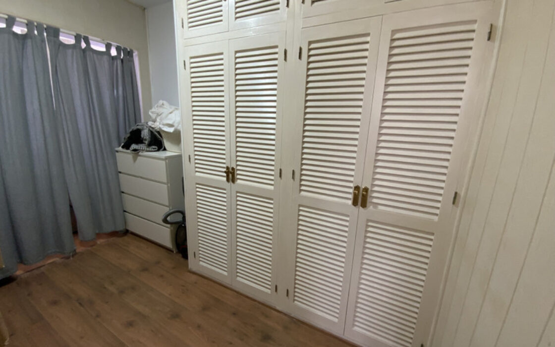 Угловой дом в Старом городе Марбельи с террасой 120 кв.м