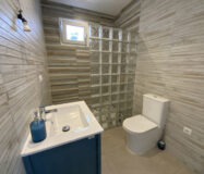 Угловой дом в Старом городе Марбельи с террасой 120 кв.м