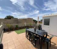 Угловой дом в Старом городе Марбельи с террасой 120 кв.м