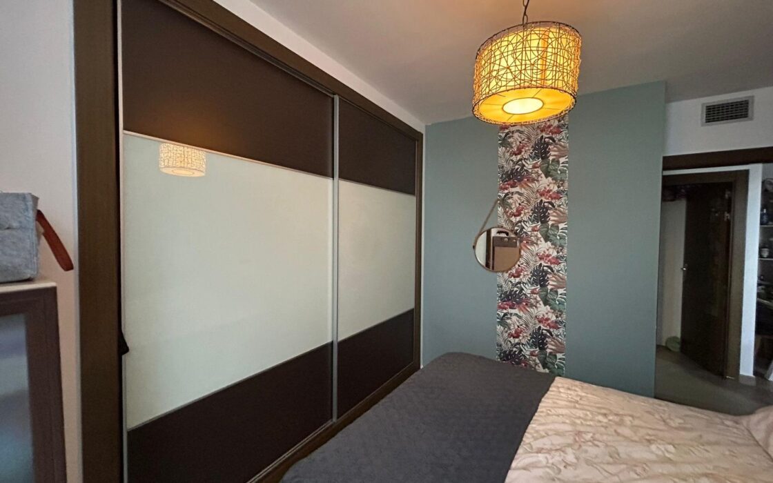 Квартира 76 кв.м з 2 спальнями в центрі Ла Нусії з терасою