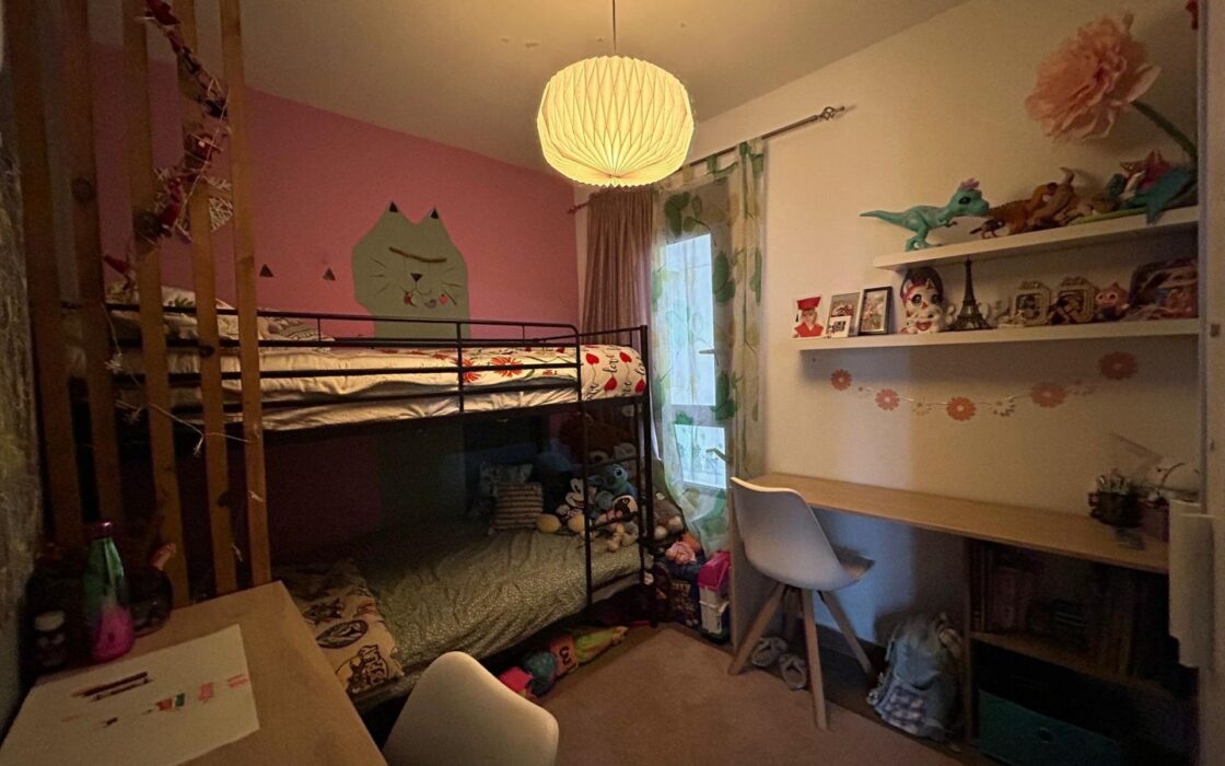 Квартира 76 кв.м з 2 спальнями в центрі Ла Нусії з терасою