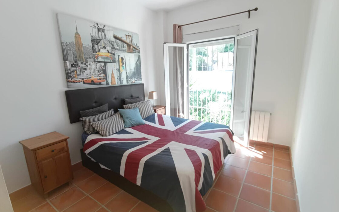 Вилла в Сотогранде 525 кв.м с террасой у моря