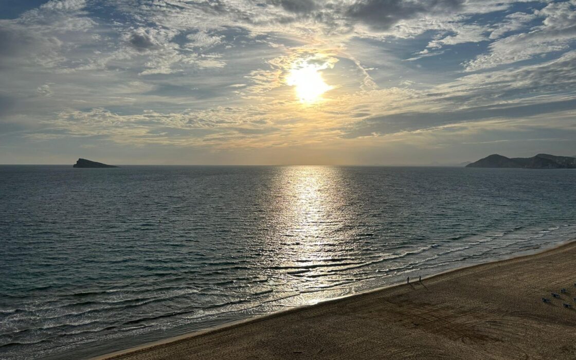 Квартира у пляжа Леванте, Бенидорм, 140 кв.м, панорама моря