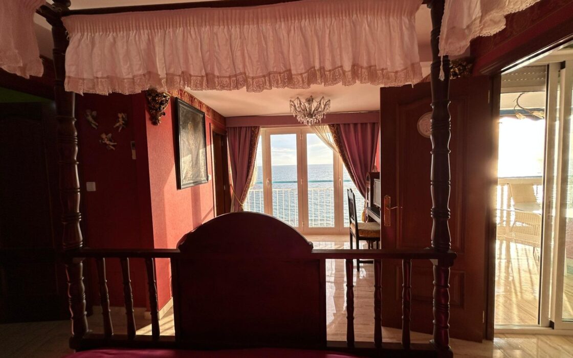 Квартира у пляжа Леванте, Бенидорм, 140 кв.м, панорама моря