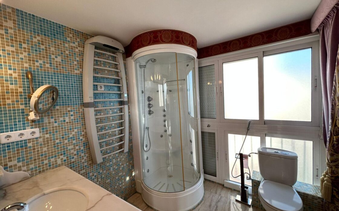 Квартира у пляжа Леванте, Бенидорм, 140 кв.м, панорама моря