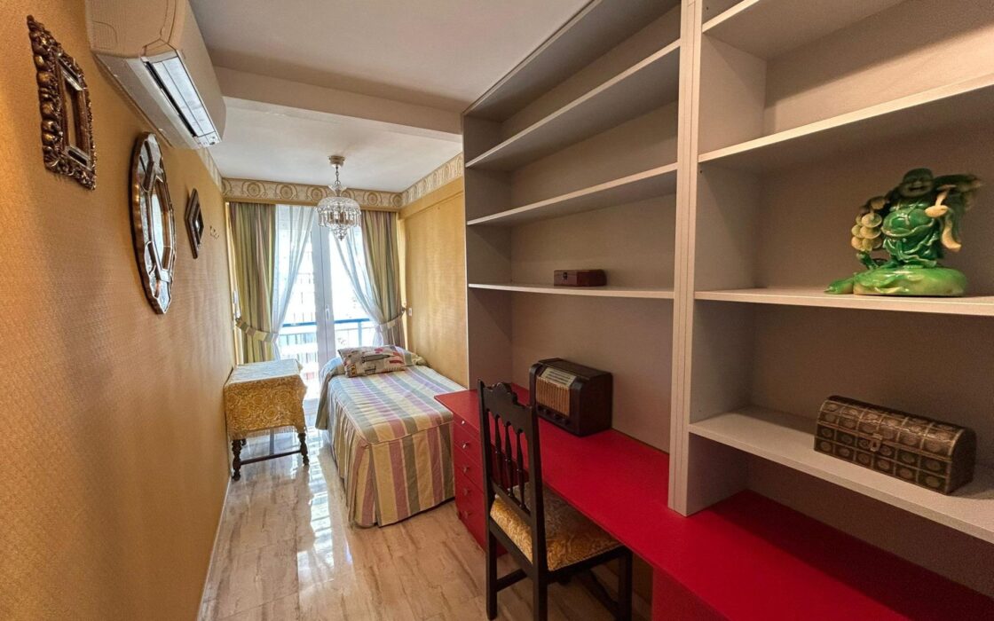 Квартира у пляжа Леванте, Бенидорм, 140 кв.м, панорама моря