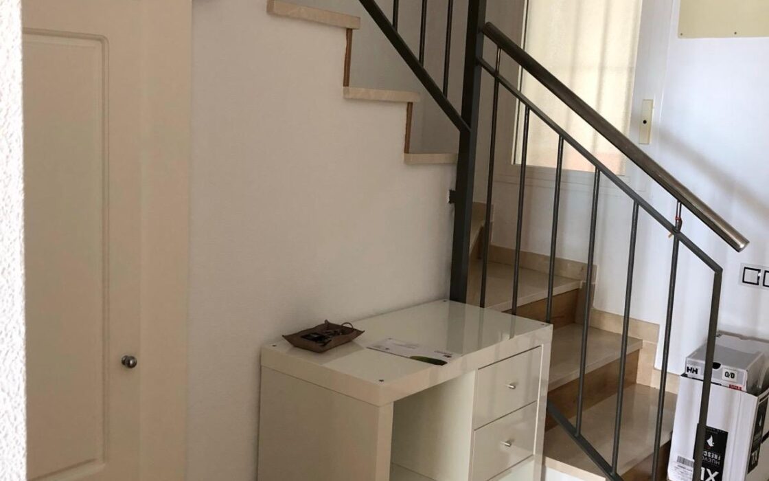 Апартаменты 93 кв.м с террасой в Бенидорме у моря