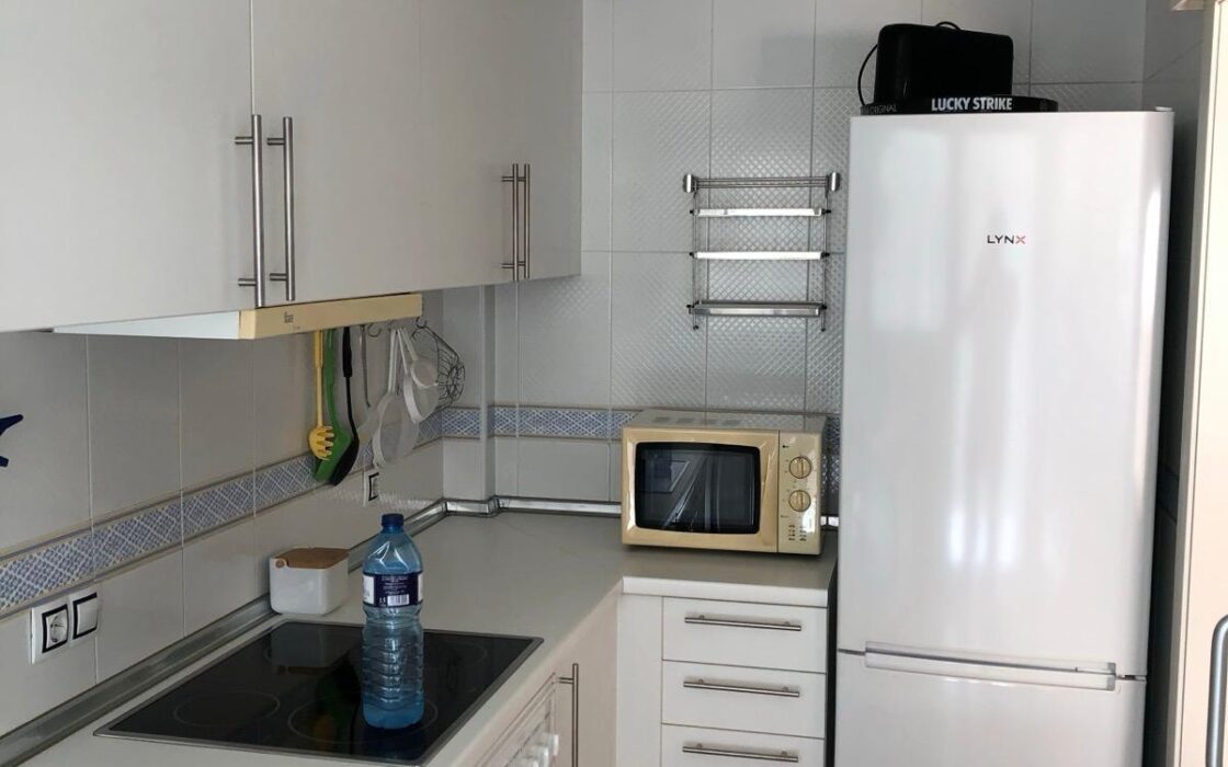 Апартаменты 93 кв.м с террасой в Бенидорме у моря