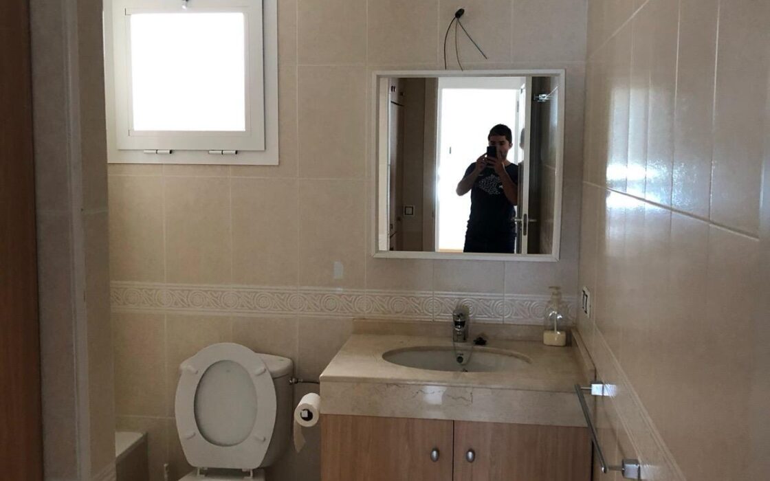 Апартаменты 93 кв.м с террасой в Бенидорме у моря