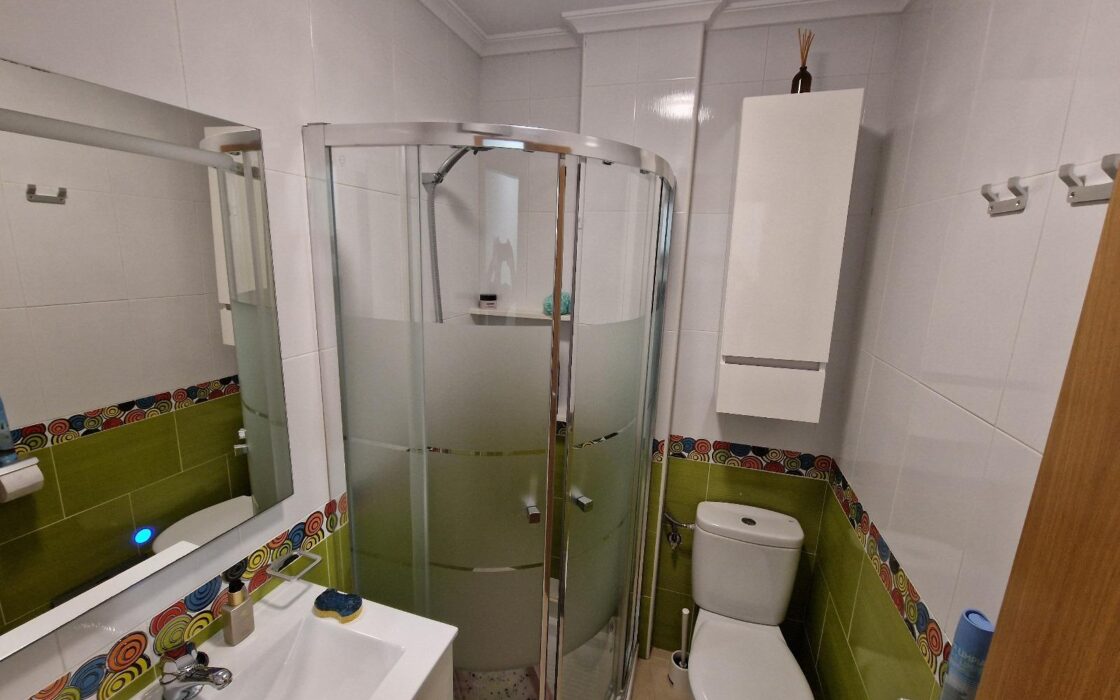 Апартаменты на 66 кв.м в Торревьехе у моря 2010 года