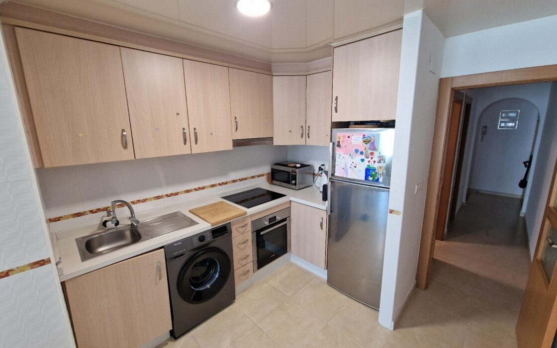 Апартаменты на 66 кв.м в Торревьехе у моря 2010 года