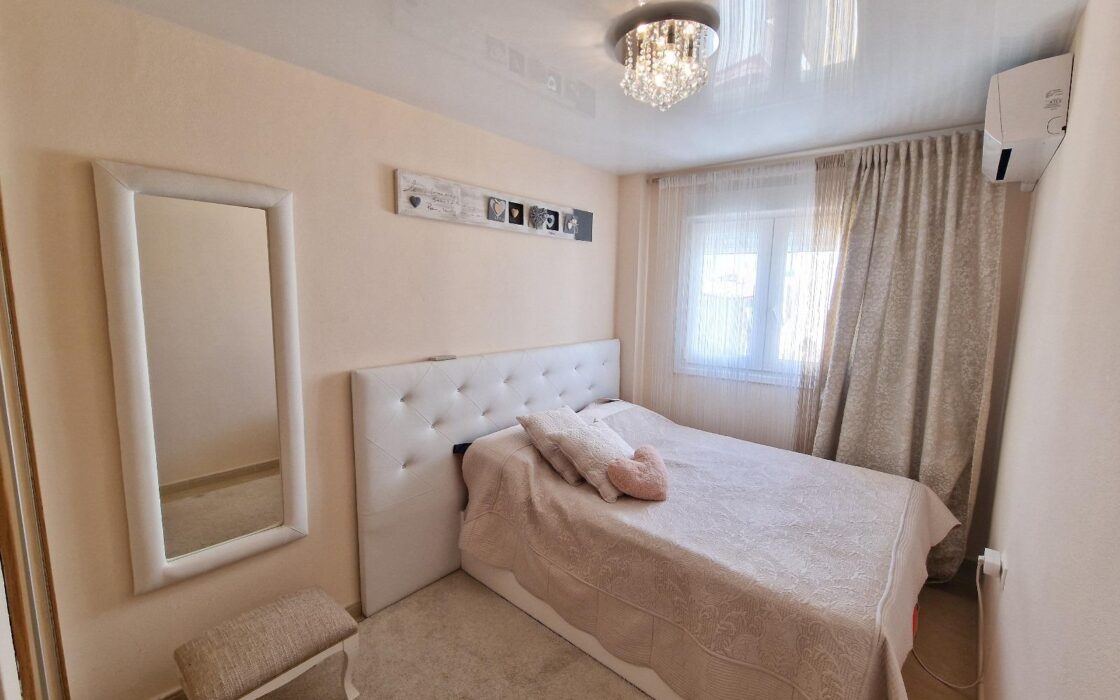 Апартаменты на 66 кв.м в Торревьехе у моря 2010 года