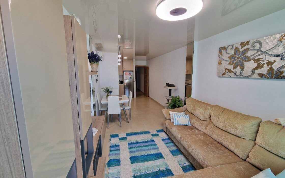 Апартаменты на 66 кв.м в Торревьехе у моря 2010 года