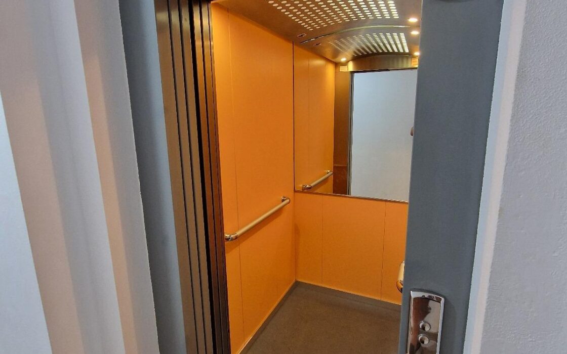 Апартаменты на 66 кв.м в Торревьехе у моря 2010 года