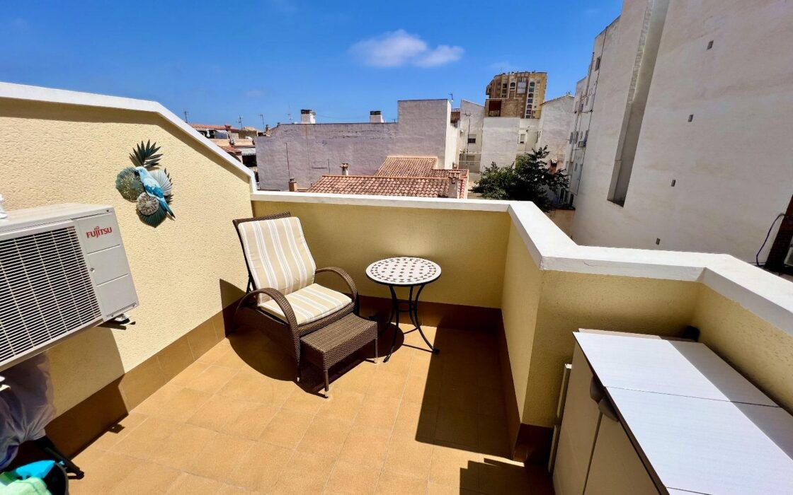 Апартаменты на 66 кв.м в Торревьехе у моря 2010 года