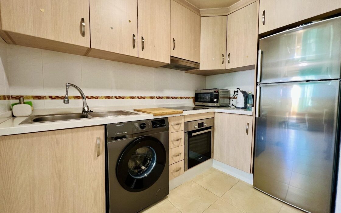 Апартаменты на 66 кв.м в Торревьехе у моря 2010 года