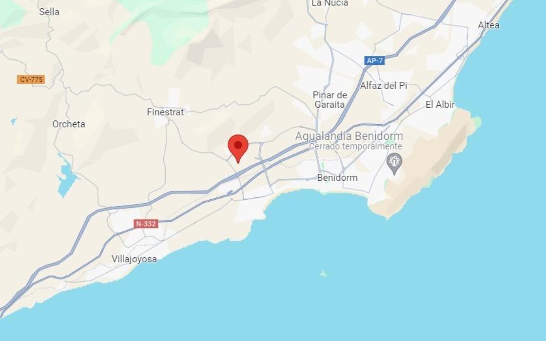 Новые двухквартирные дома с бассейном в Бенидорме 139 кв.м.