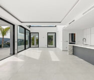 Новая вилла в Марбелье 786 кв.м с террасой и мебелью