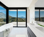 Новая вилла в Марбелье 786 кв.м с террасой и мебелью