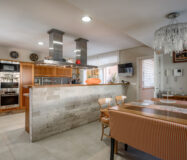 Вілла в Альбукерке, 1013 кв.м, з терасою біля моря