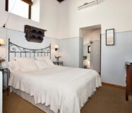 Отель в Марбелье 550 кв.м с террасой в Старом Городе