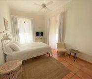 Отель в Марбелье 550 кв.м с террасой в Старом Городе