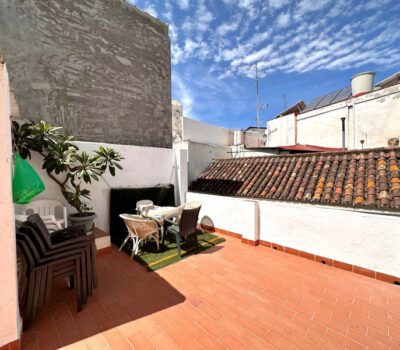 Вілла в Марбельє з терасою та площею 117 кв.м