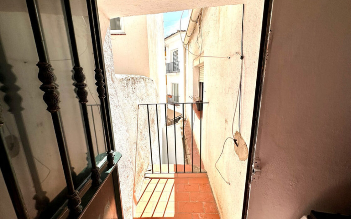 Вилла в Марбелье с террасой и площадью 117 кв.м