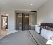 Розкішні апартаменти з терасою в Бенахавісі, 125 кв.м.