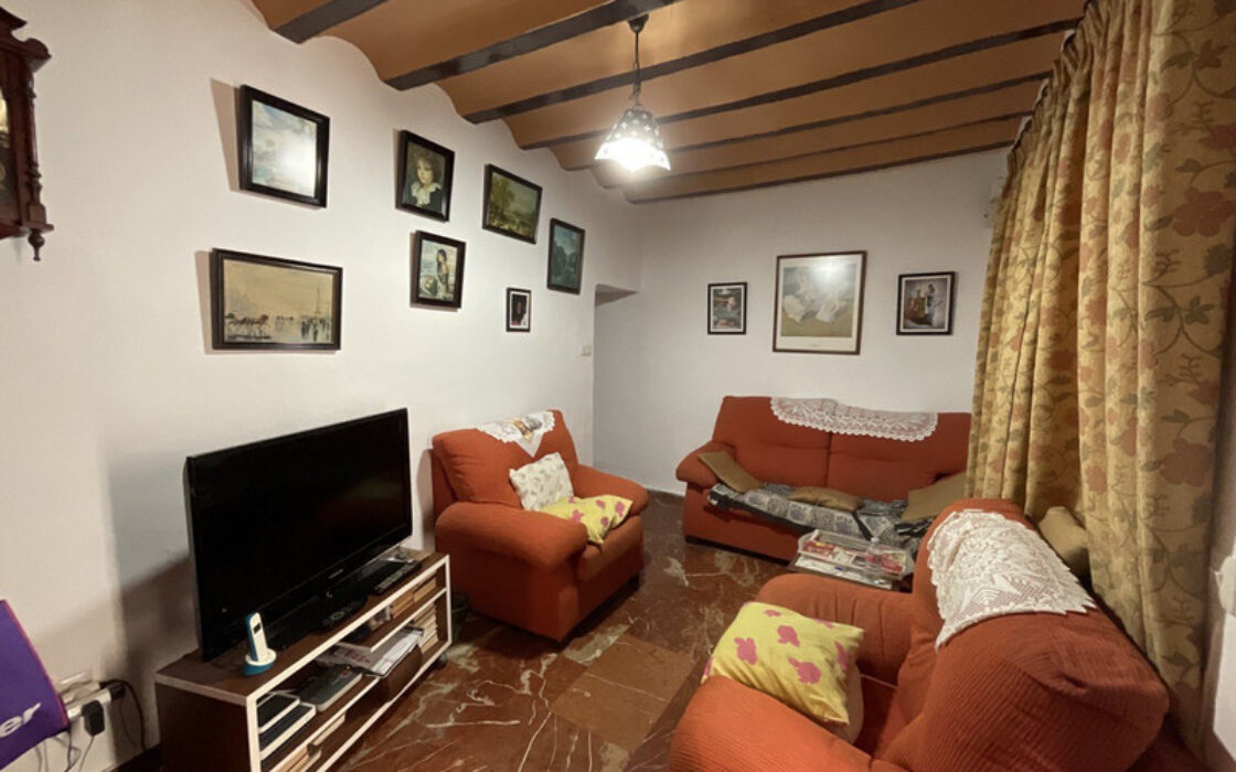 Вилла в Старом городе Марбельи с террасой 140 кв.м