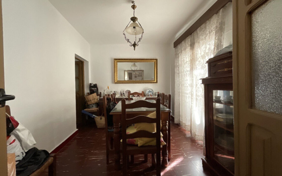 Вилла в Старом городе Марбельи с террасой 140 кв.м