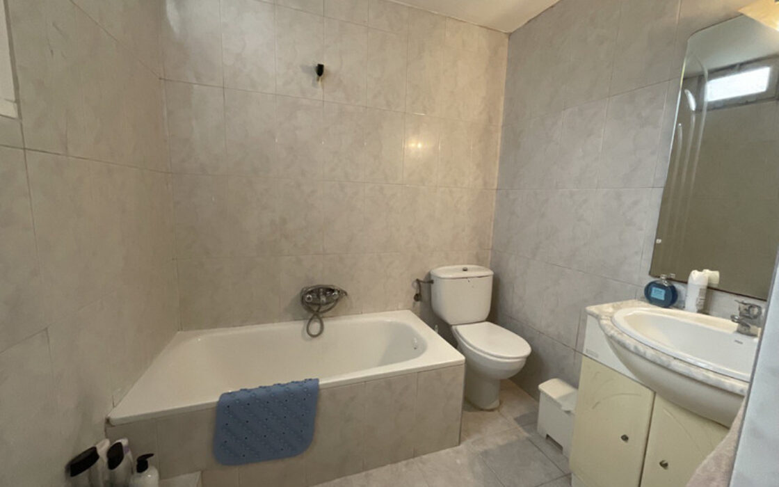 Вилла в Старом городе Марбельи с террасой 140 кв.м