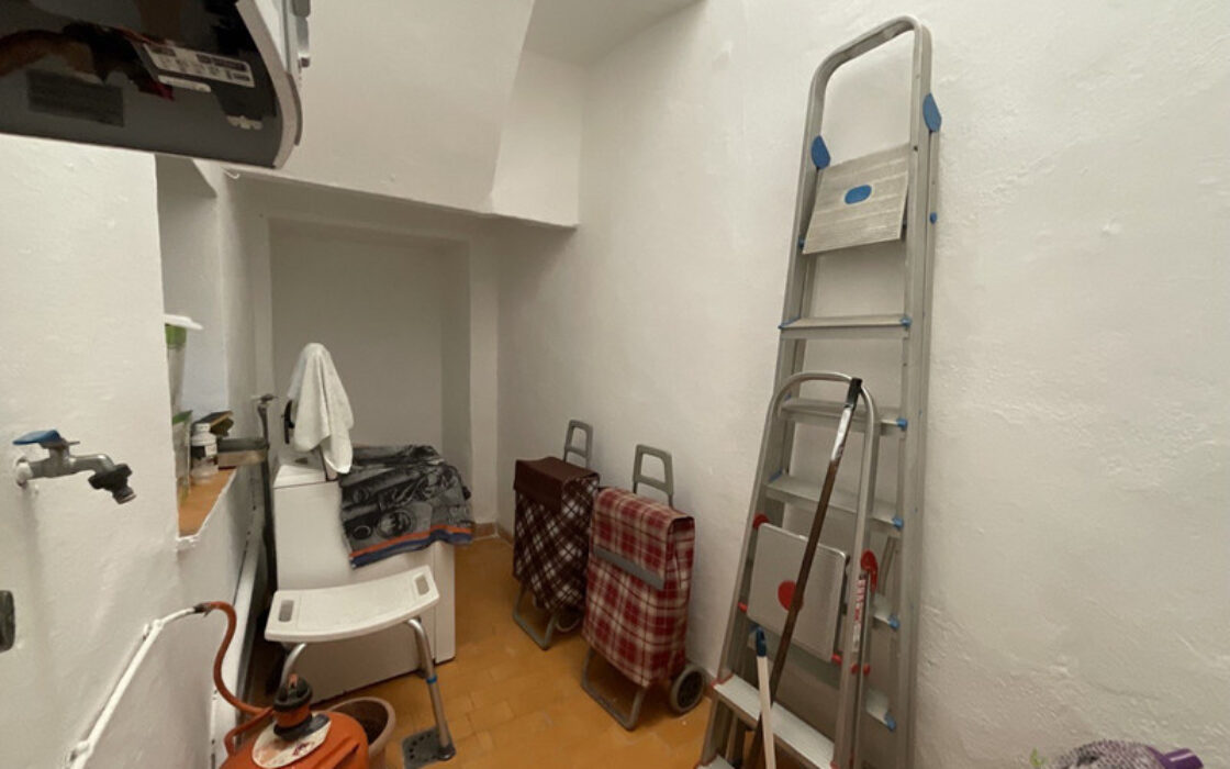 Вилла в Старом городе Марбельи с террасой 140 кв.м