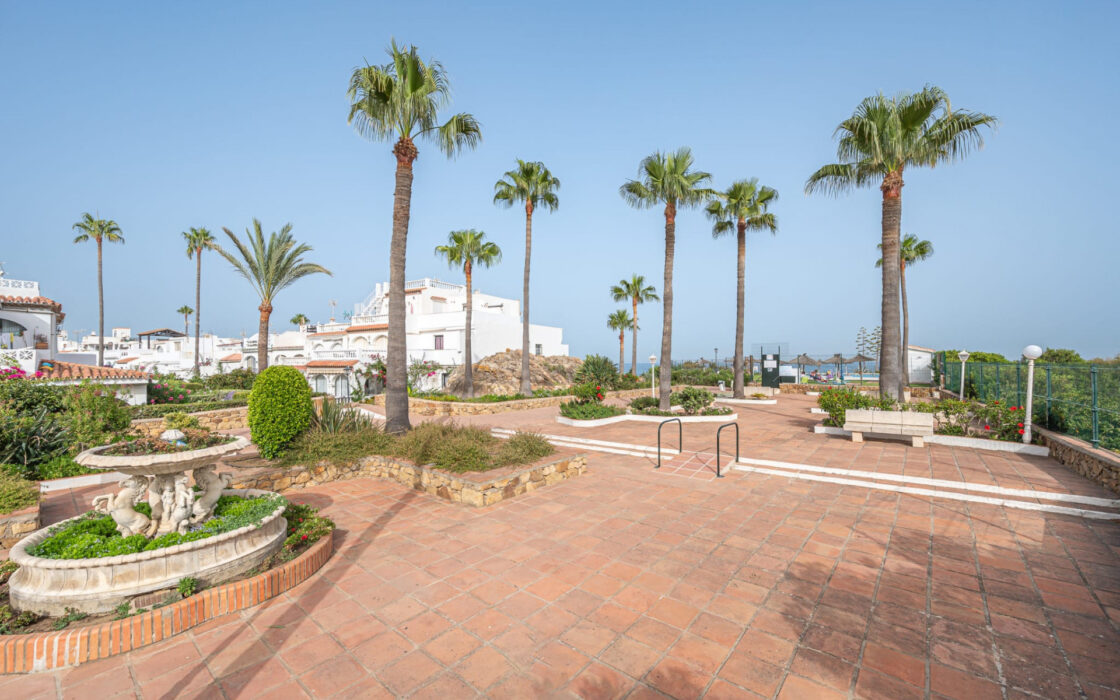 Просторный дом в Манильве, 5 спален, вид на море