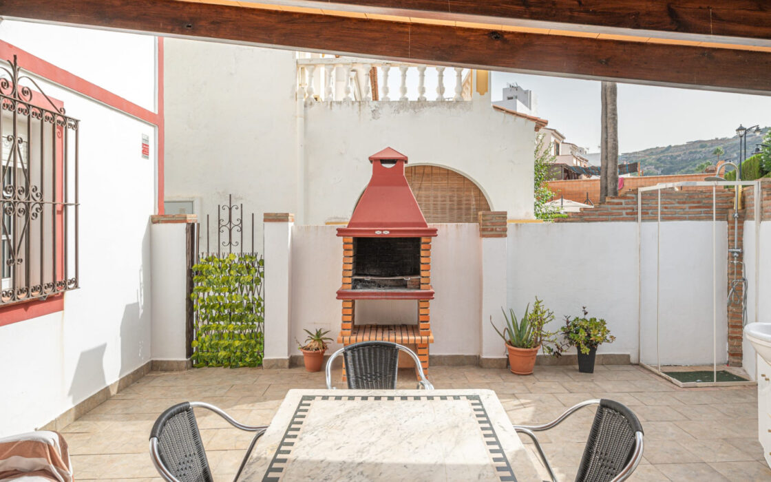 Просторный дом в Манильве, 5 спален, вид на море